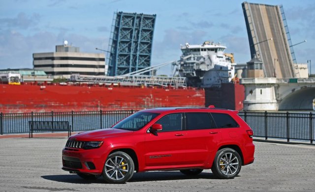 2018-jeep-grand-cherokee-trackhawk-srt-125-1525103766.jpg