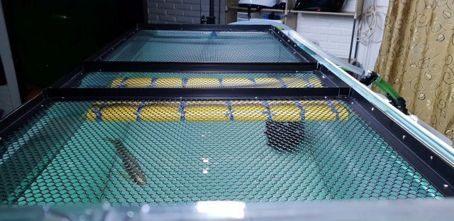 GHXB 325 tank cover 1 med.jpg