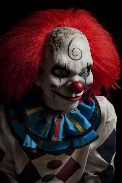 495bf68a7fc0bee49e7de009586467a1--scary-dolls-scary-clowns.jpg