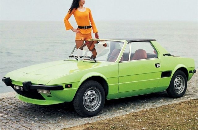 Fiat~X19~1300~(1).jpg