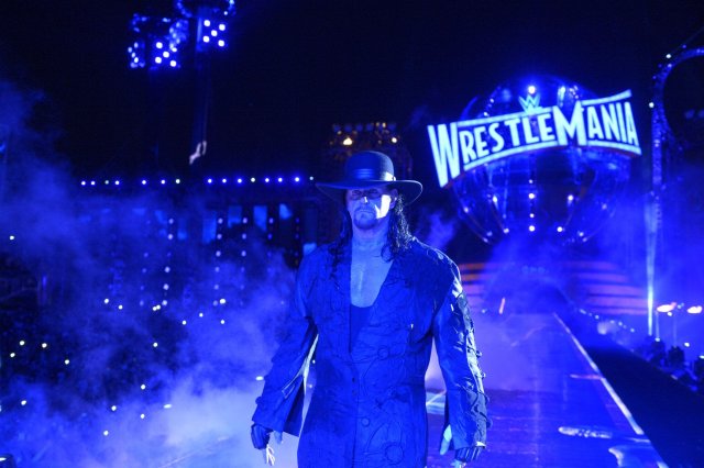 1522493671-undertaker-wrestlemania-33.jpg