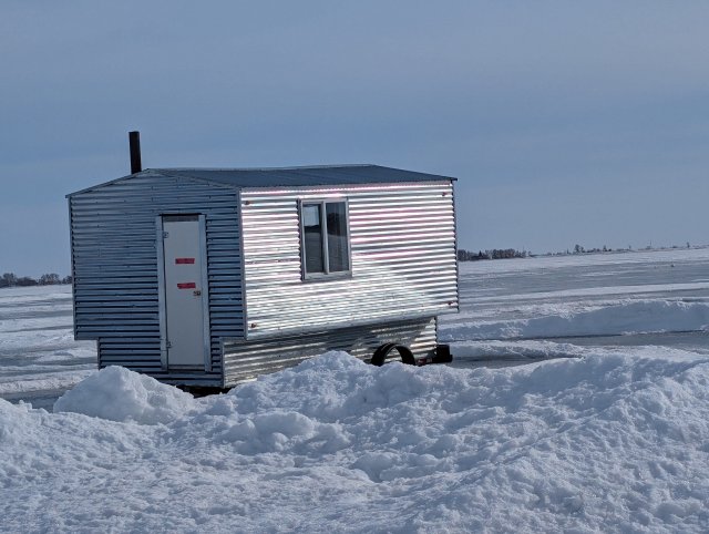 hut12.jpg