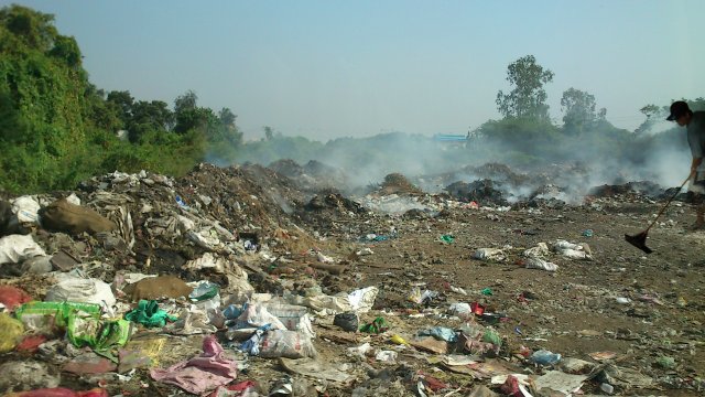 Sithalapakkam_Garbage_Dump_1.jpg