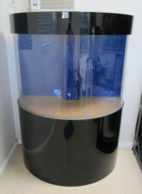 Half deals cylinder aquarium
