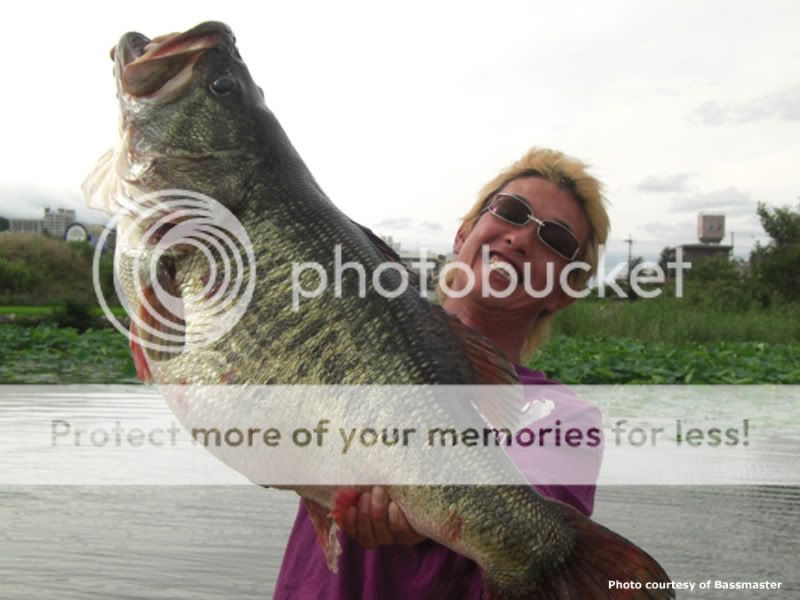 Posible_Largemouth-Bass_World_Record.jpg